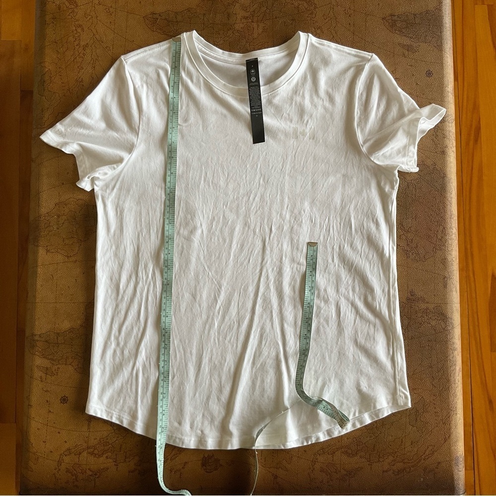Lululemon Love Crew t-shirt Team Canada - Picture 6 of 10